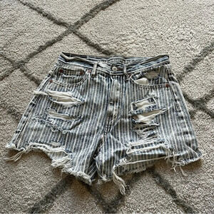 American Eagle 90s boyfriend denim jean shorts high rise stripe 00